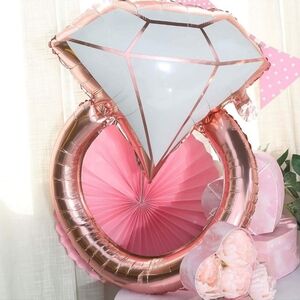 Beand new huge Self Sealing, Reusable, Lightweight baloon.20 x 26"